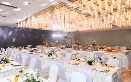 锦绣厅 [ 最大15桌 · 高3.0m · 无柱 ·  ]